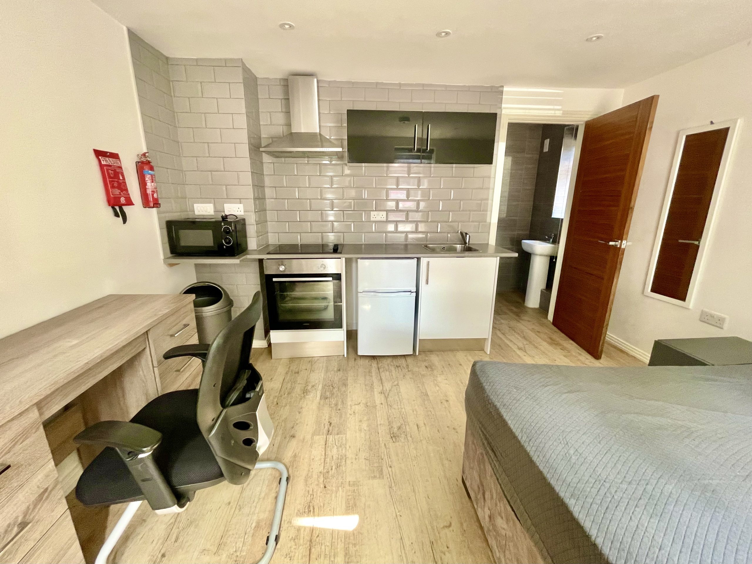 Harborne Lane 189 - Upper Junior Studio - S12