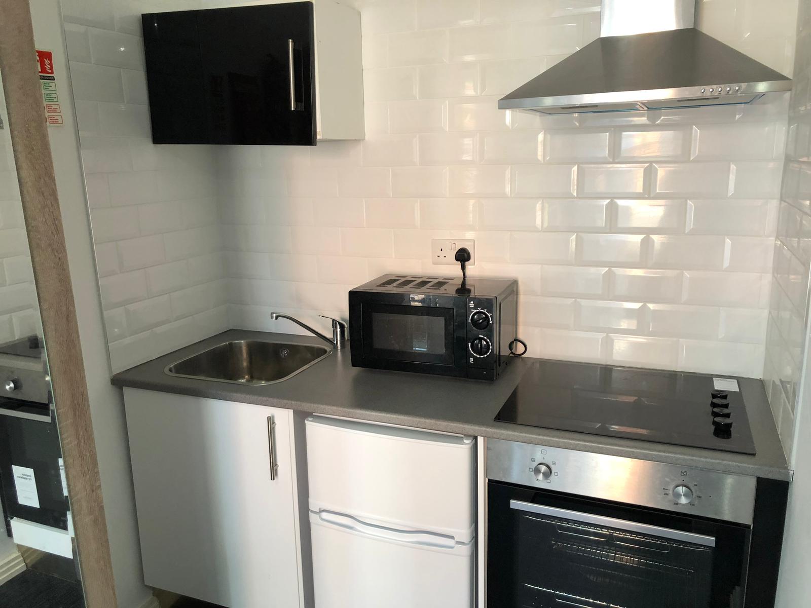 Harborne Lane 189 - Junior Studio - S11